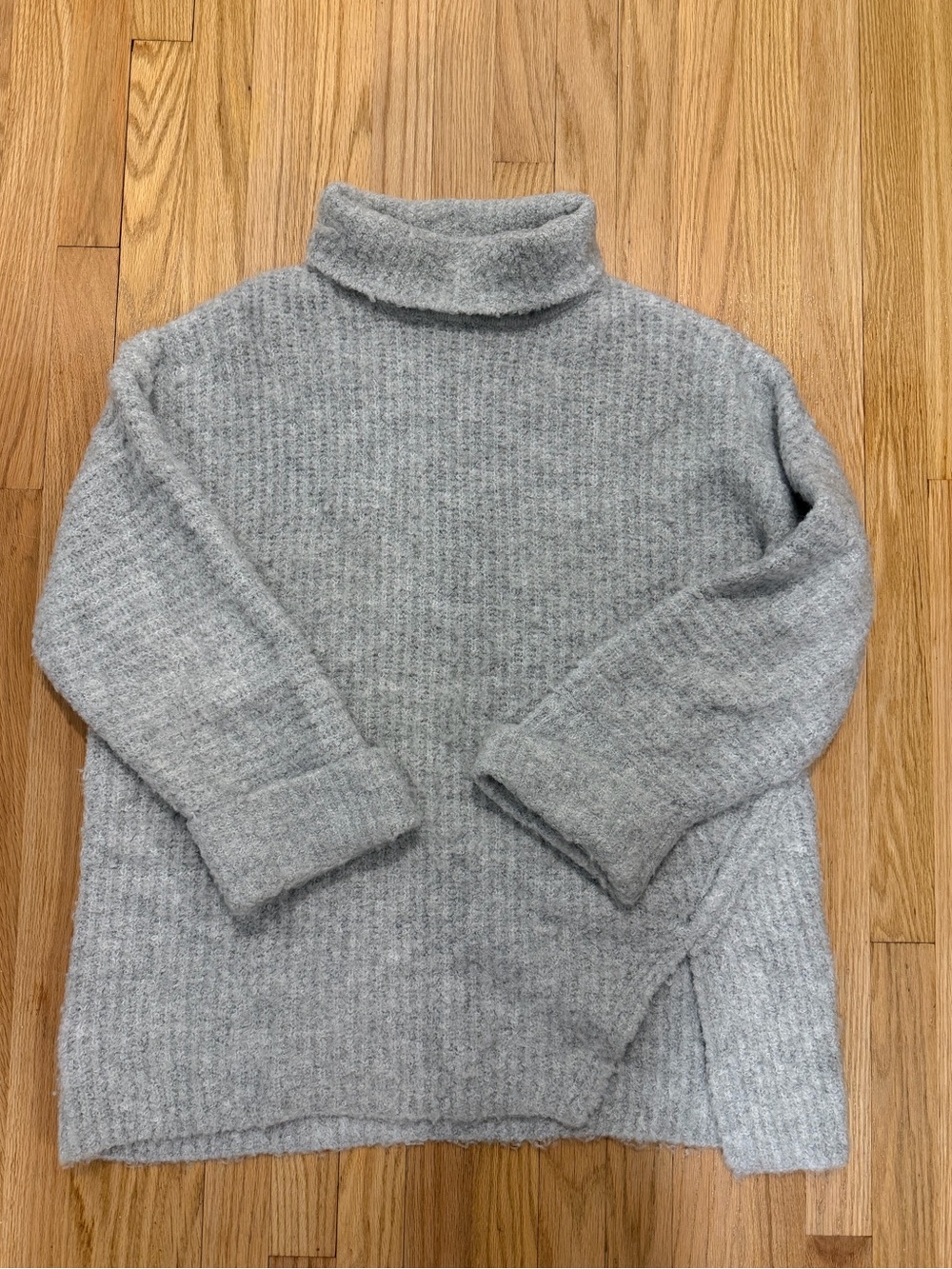 Women’s Express Cozy Grey Turtleneck Sweater (S-L)